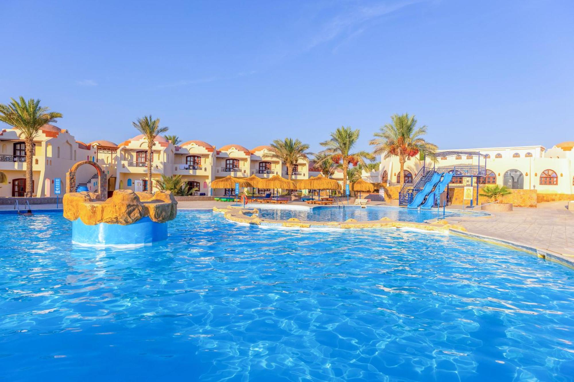 Protels Crystal Beach Resort Marsa Alam Esterno foto