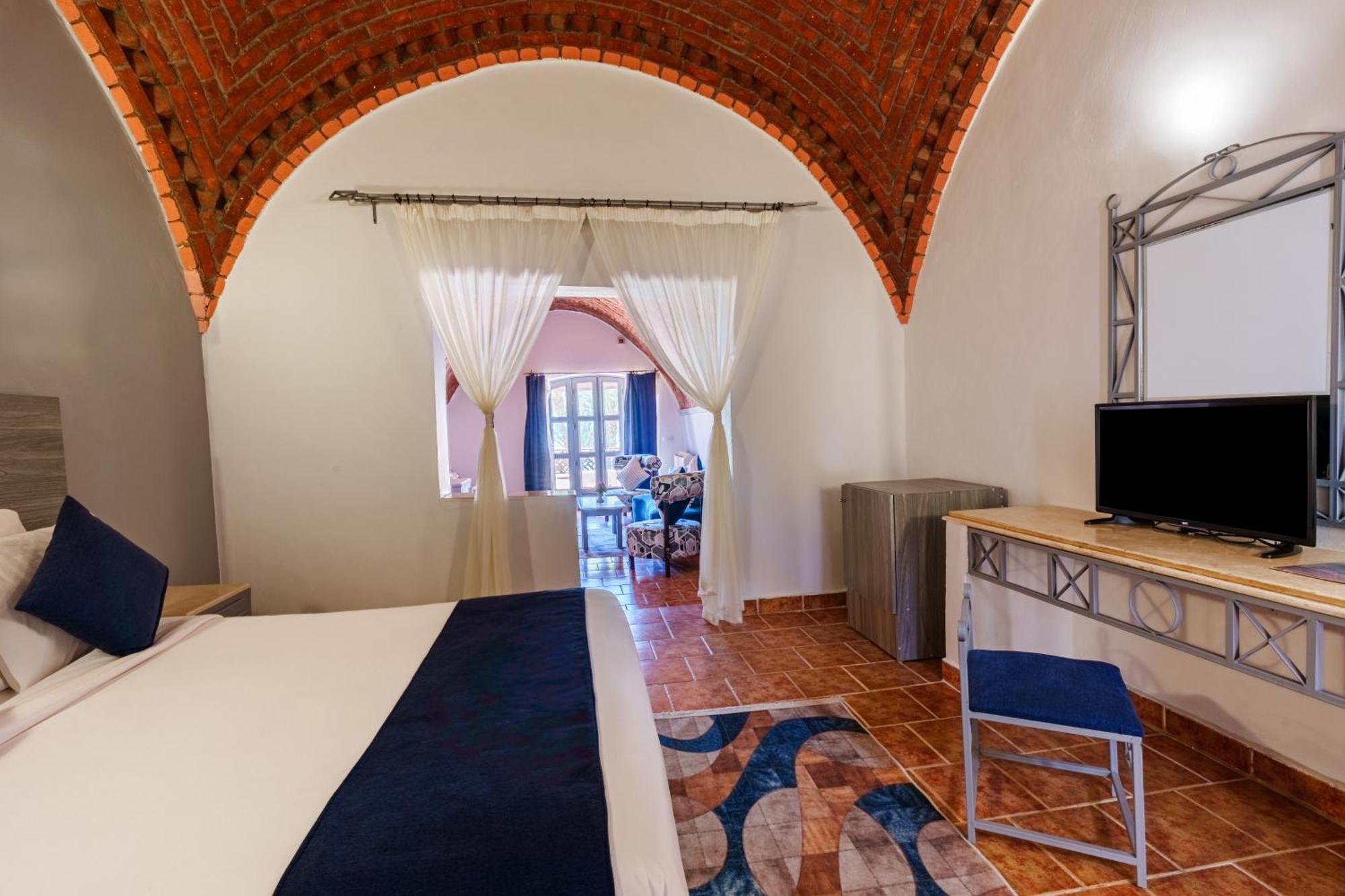Protels Crystal Beach Resort Marsa Alam Esterno foto
