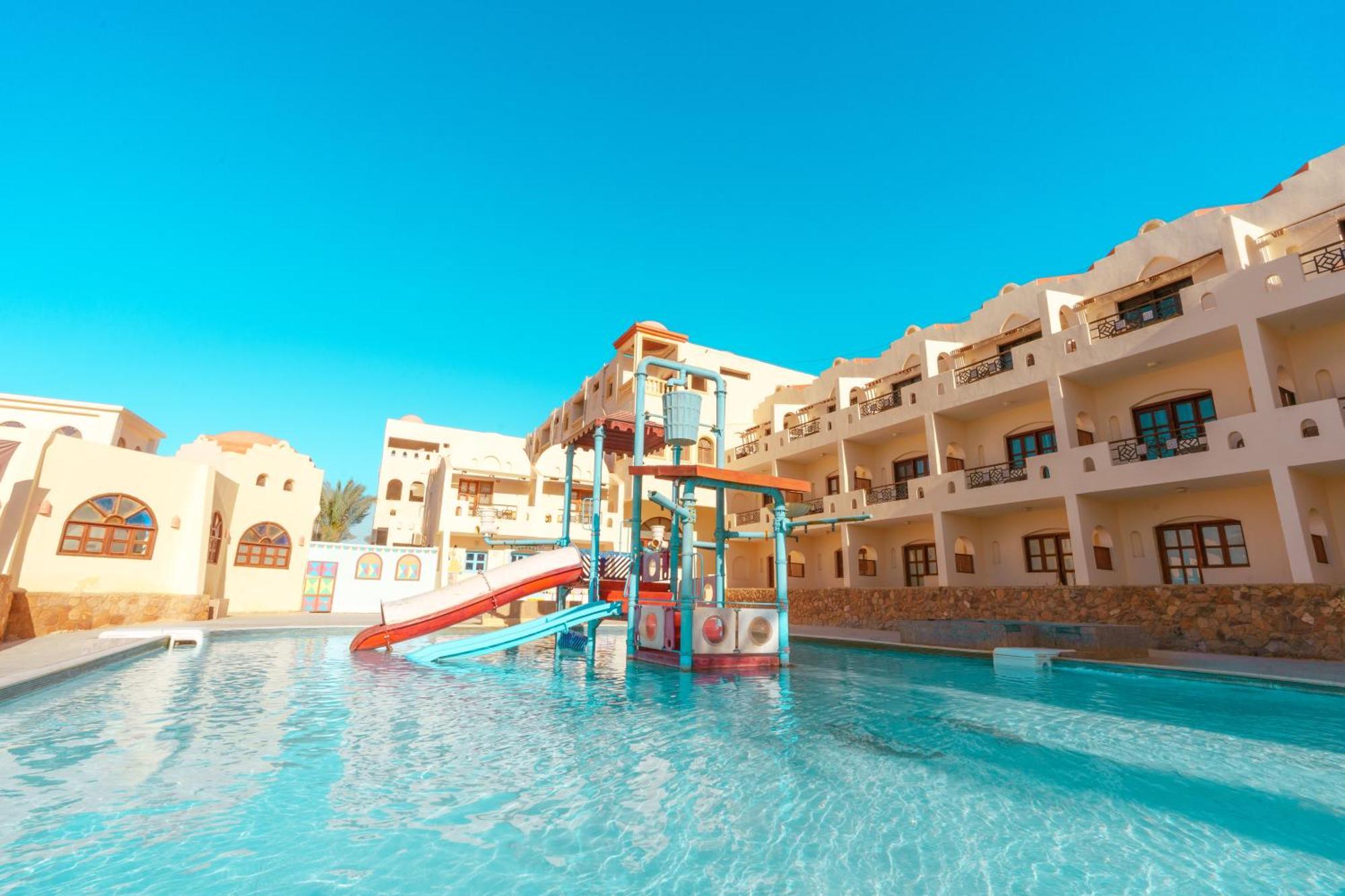 Protels Crystal Beach Resort Marsa Alam Esterno foto